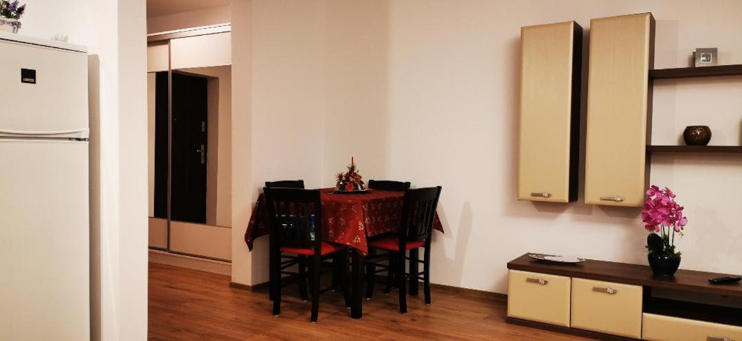 Appartement Studio Green à Târgu-Mureş Extérieur photo